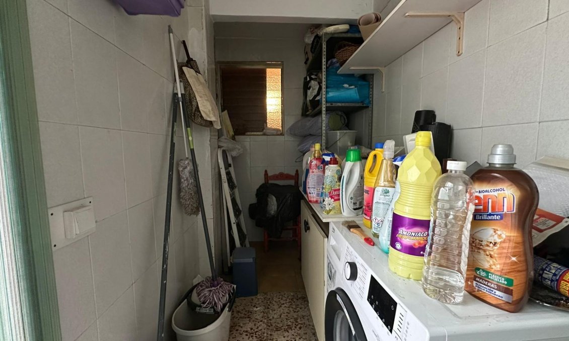 Segunda mano - Apartamento -
Torrevieja - Estacion De Autobuses