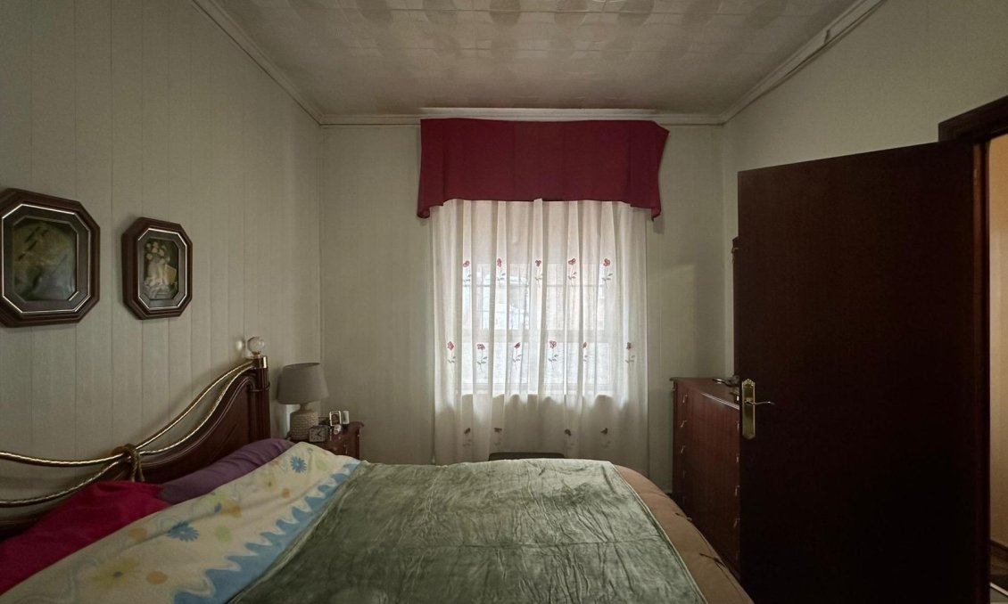 Segunda mano - Apartamento -
Torrevieja - Estacion De Autobuses