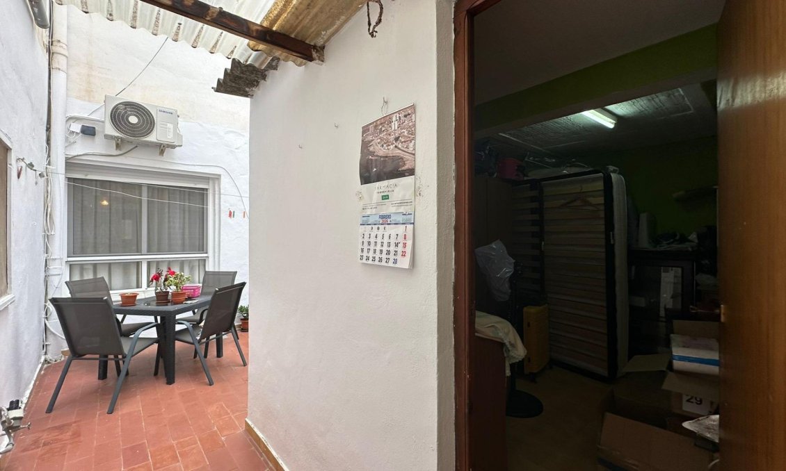 Segunda mano - Apartamento -
Torrevieja - Estacion De Autobuses