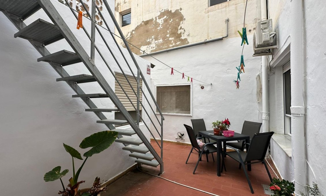 Segunda mano - Apartamento -
Torrevieja - Estacion De Autobuses