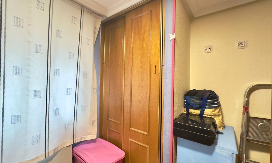 Resale - Apartment -
Torrevieja