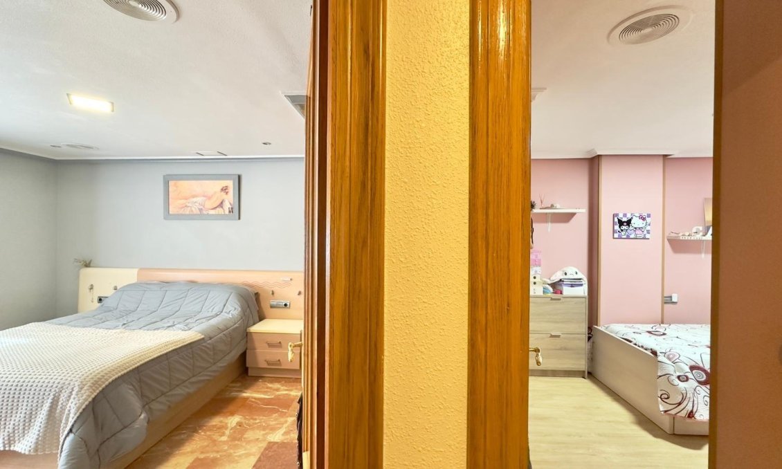 Resale - Apartment -
Torrevieja