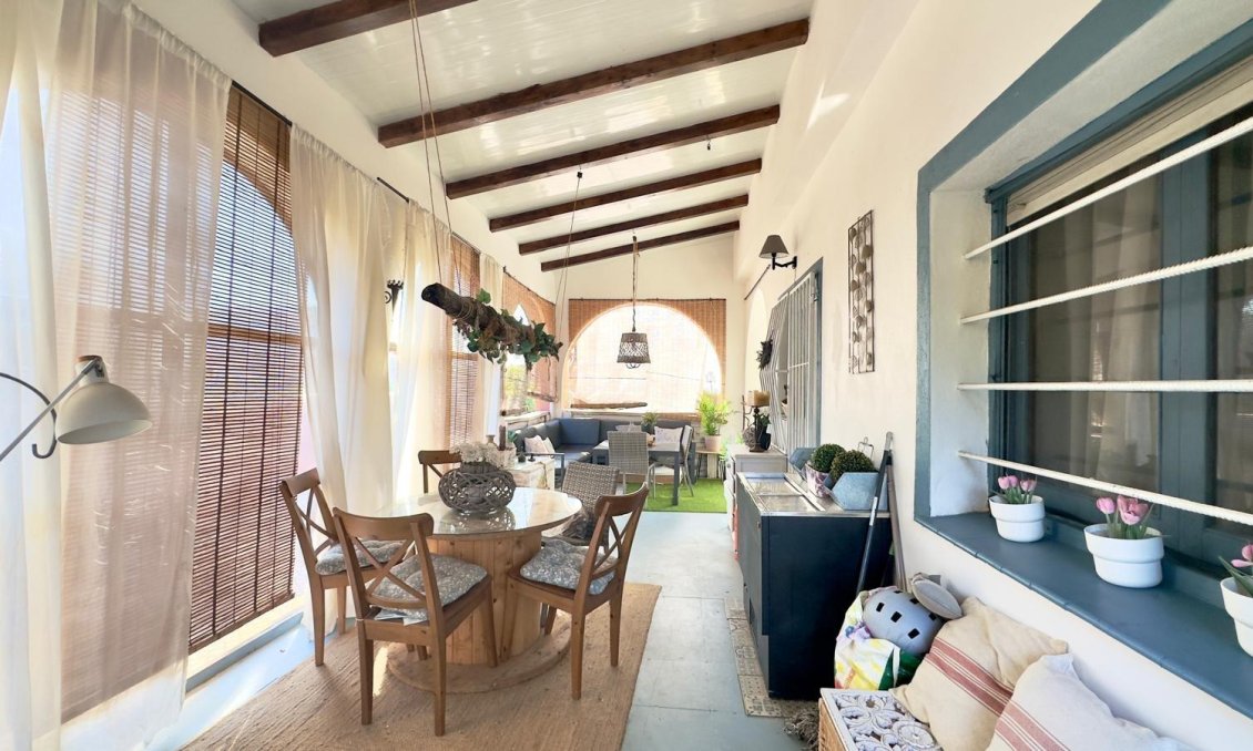 Revente - Villa -
Torrevieja - Torreblanca