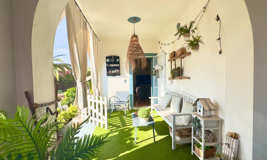 Revente - Villa -
Torrevieja - Torreblanca