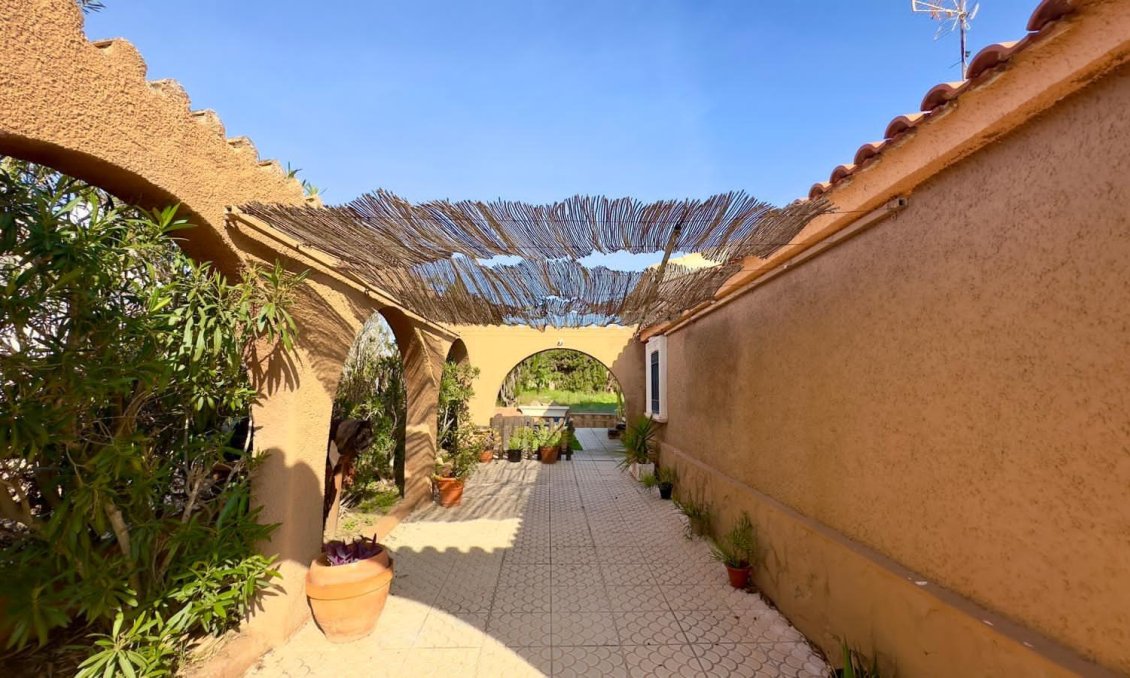 Revente - Villa -
Torrevieja - Torreblanca