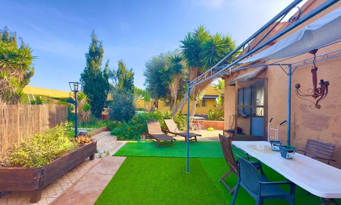 Revente - Villa -
Torrevieja - Torreblanca