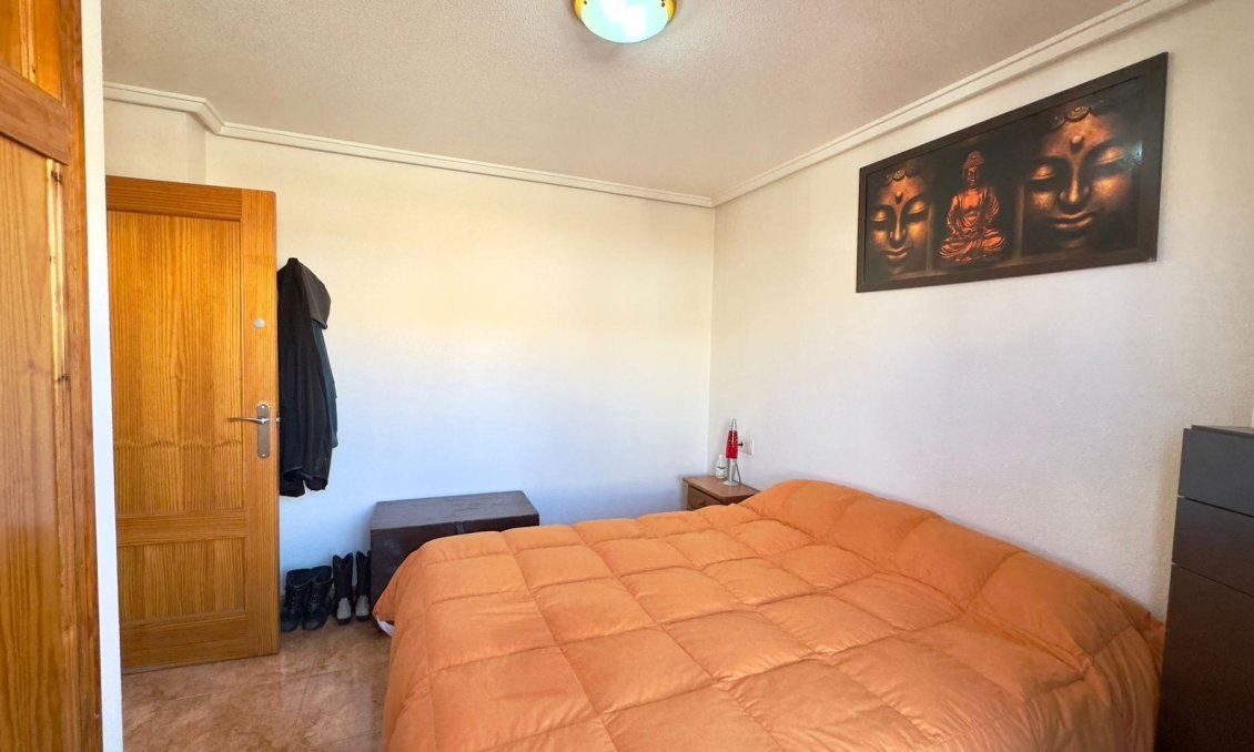 Revânzare - Mansardă -
Torrevieja - PARQUE DE LAS NACIONES