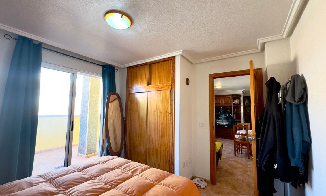 Revânzare - Mansardă -
Torrevieja - PARQUE DE LAS NACIONES