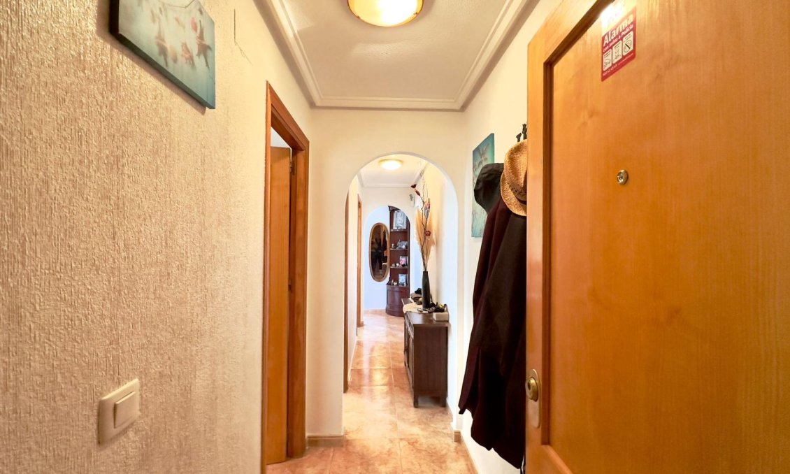 Revânzare - Mansardă -
Torrevieja - PARQUE DE LAS NACIONES