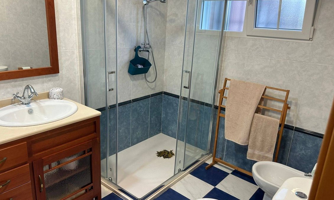 Resale - Villa -
La Manga del Mar Menor - Playa Principe