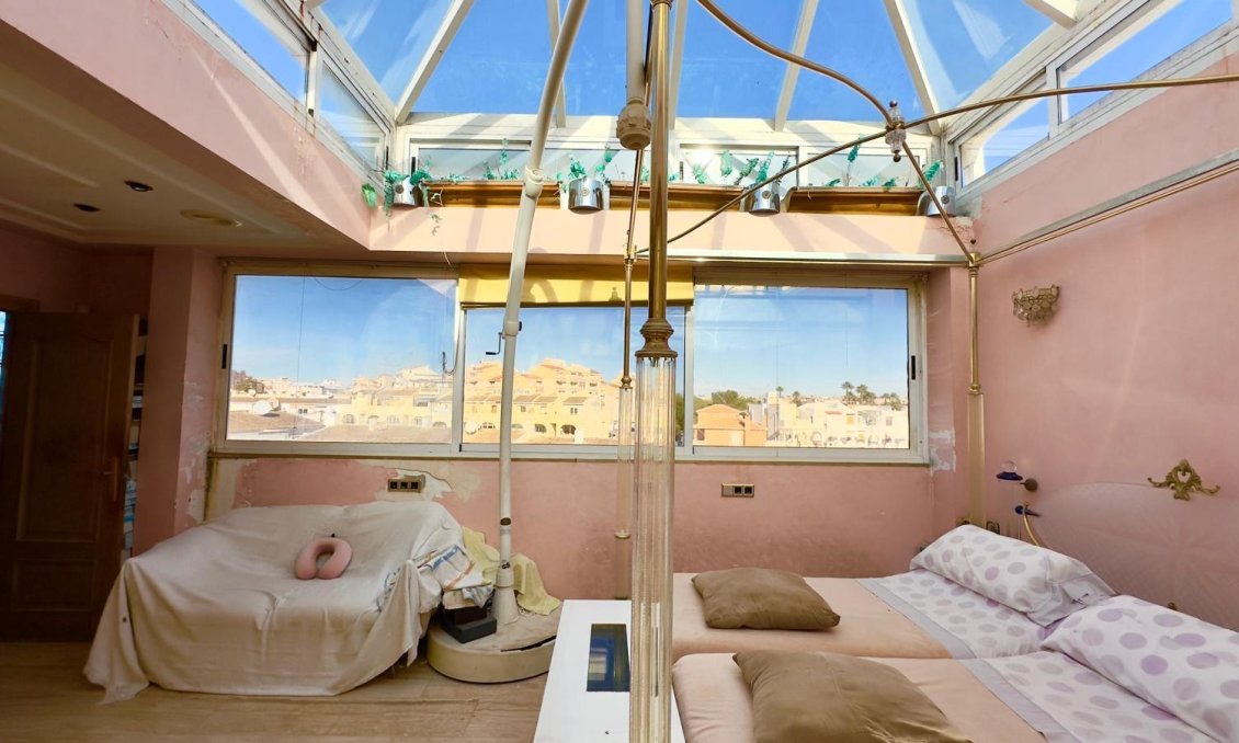 Segunda mano - Ático -
Torrevieja - Centro