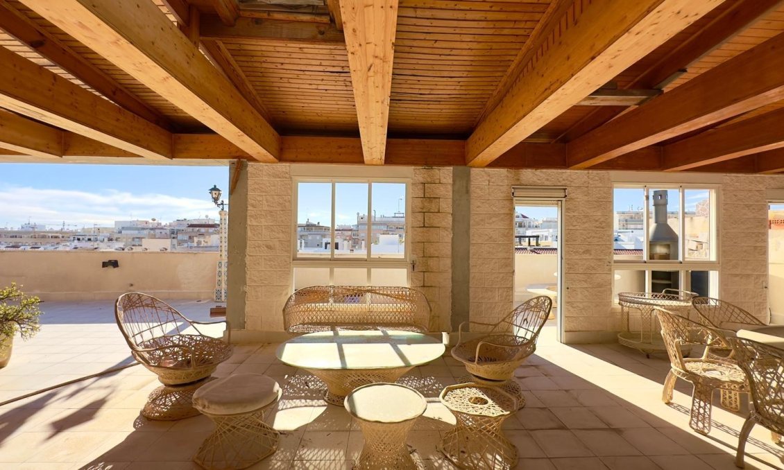 Segunda mano - Ático -
Torrevieja - Centro