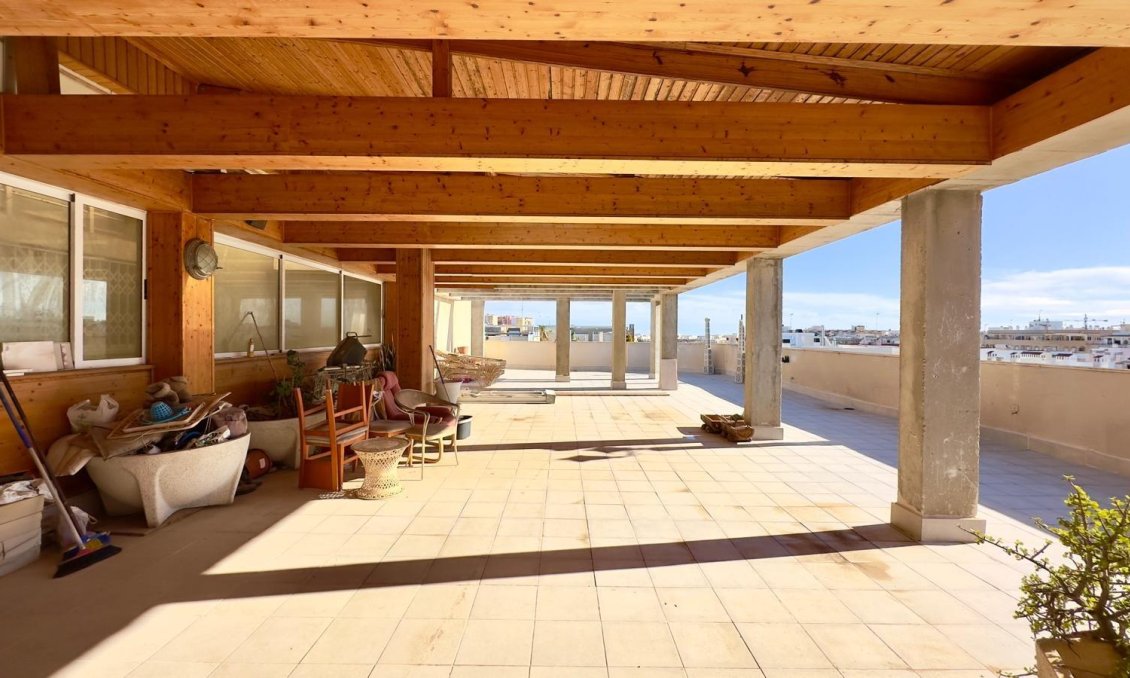 Segunda mano - Ático -
Torrevieja - Centro