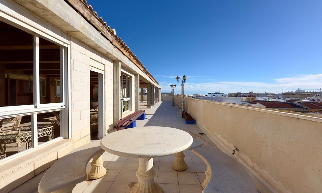 Segunda mano - Ático -
Torrevieja - Centro