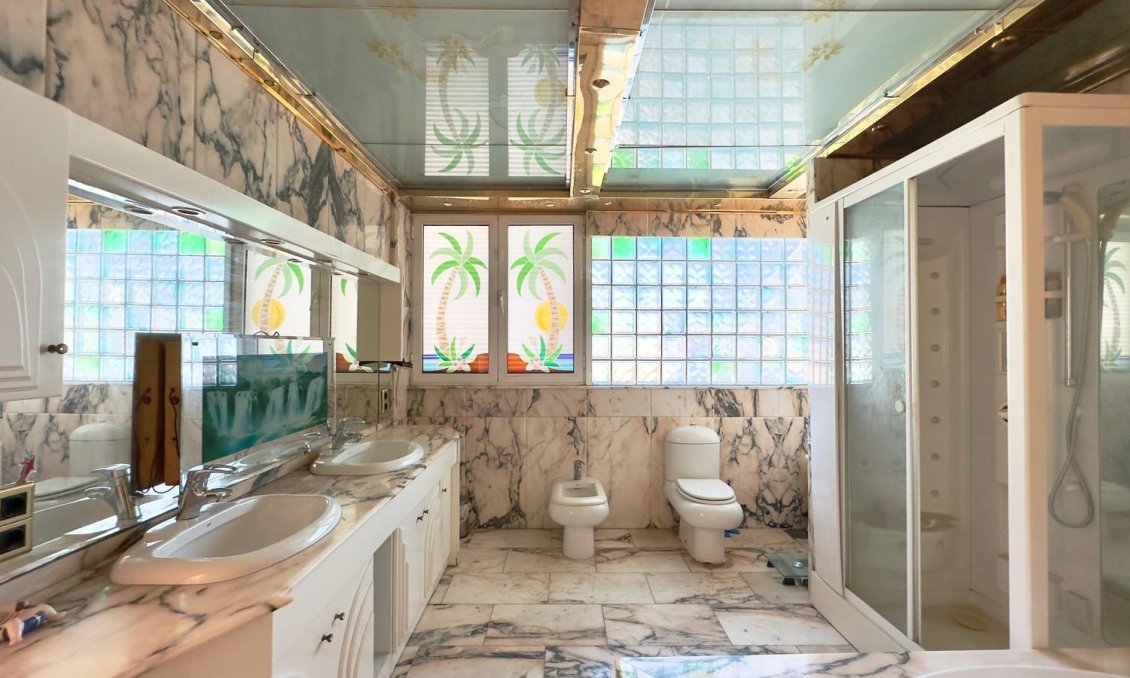 Segunda mano - Ático -
Torrevieja - Centro