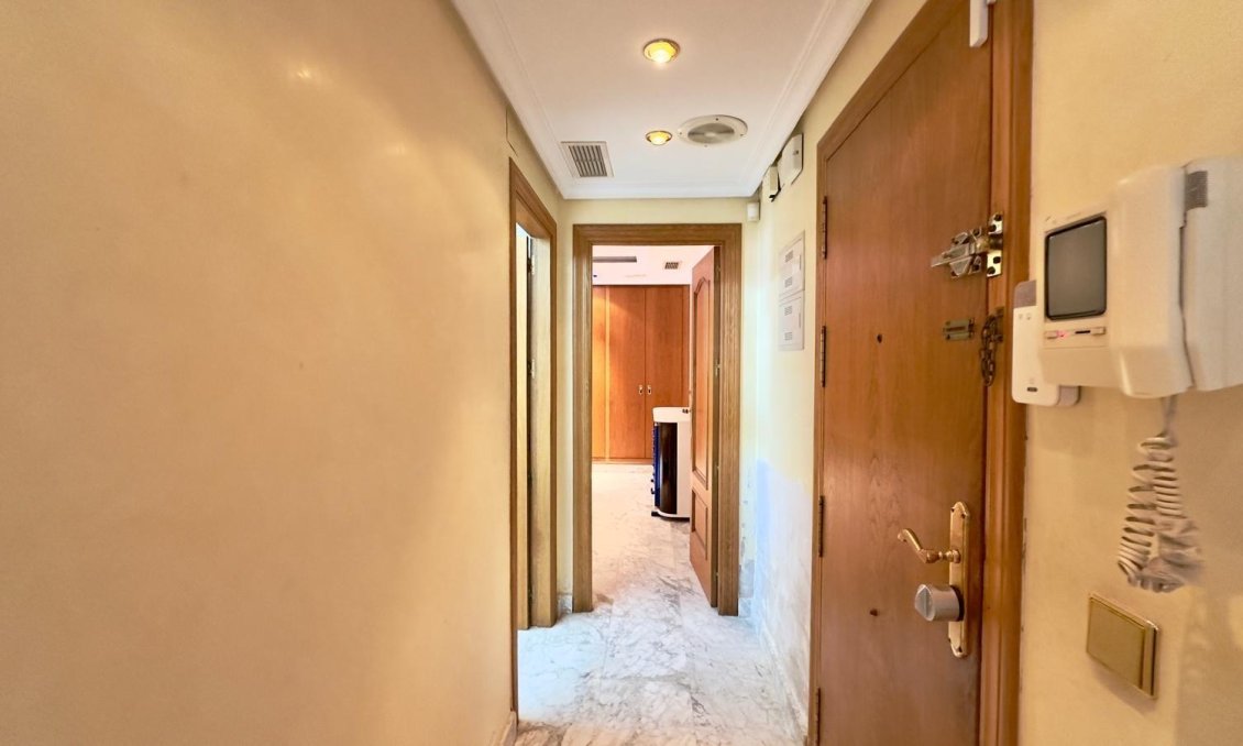 Segunda mano - Ático -
Torrevieja - Centro