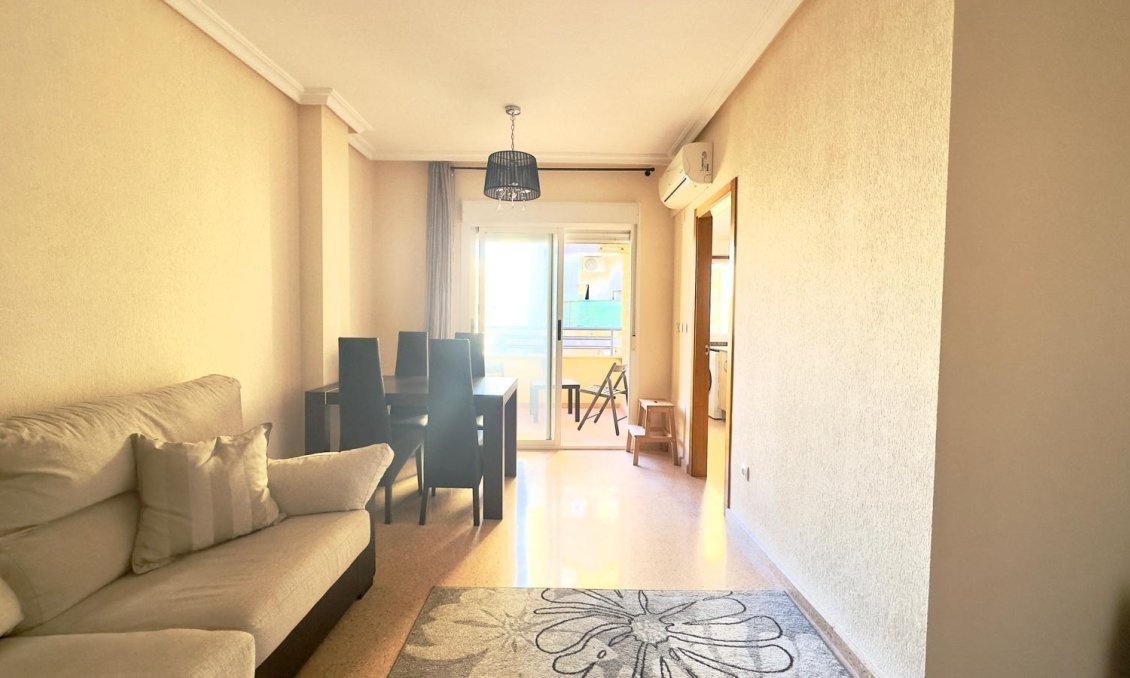Resale - Apartment -
Torrevieja