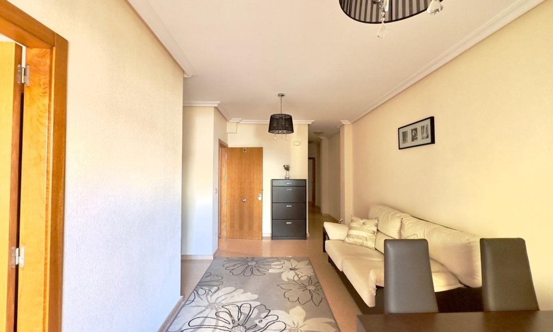 Resale - Apartment -
Torrevieja