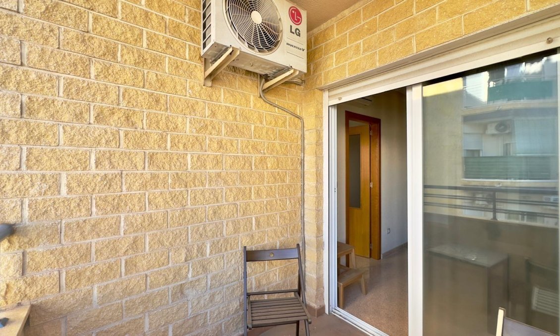 Resale - Apartment -
Torrevieja