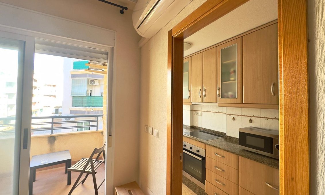 Resale - Apartment -
Torrevieja