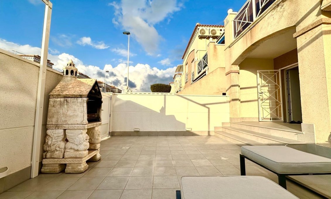 Wiederverkauf - Bungalow -
Torrevieja - Torreblanca