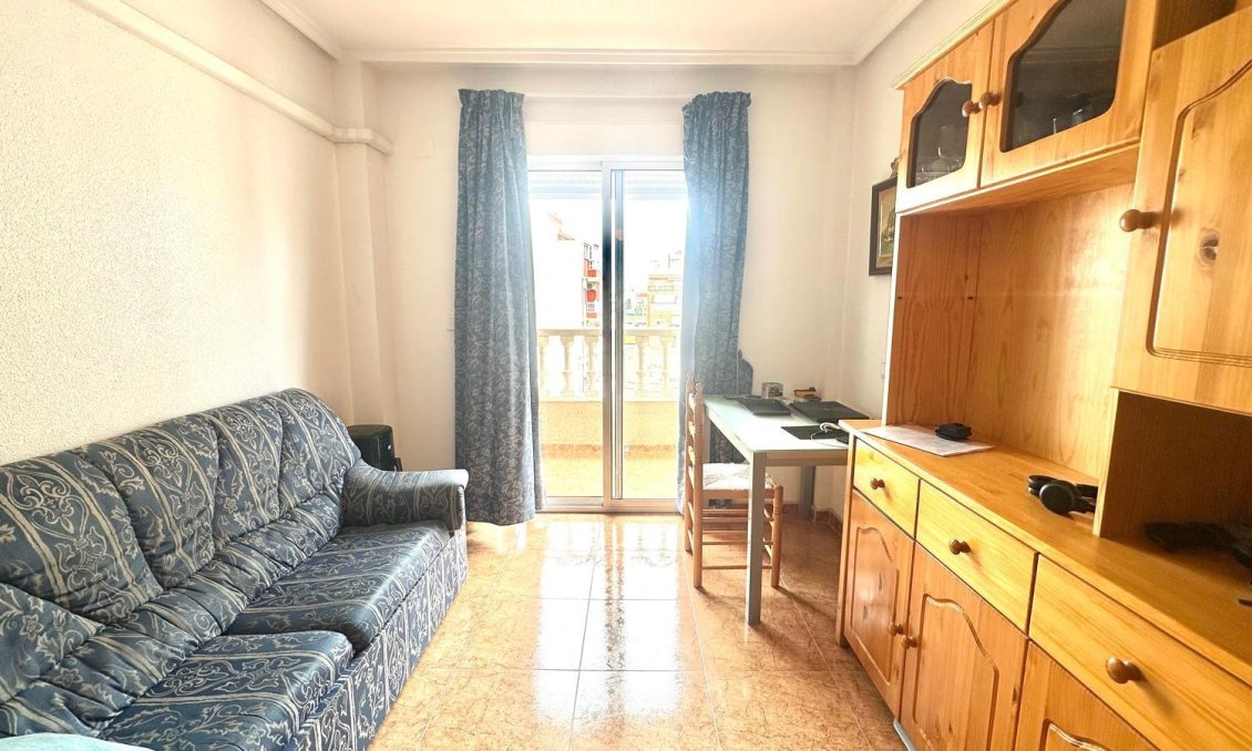 Resale - Apartment -
Torrevieja