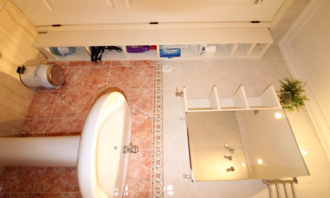 Segunda mano - Apartamento -
Torrevieja - Centro