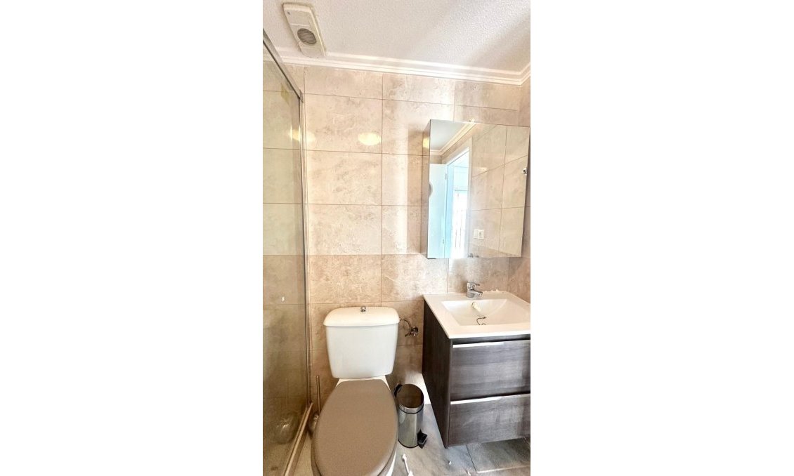 Segunda mano - Town House -
Torrevieja - Carrefour