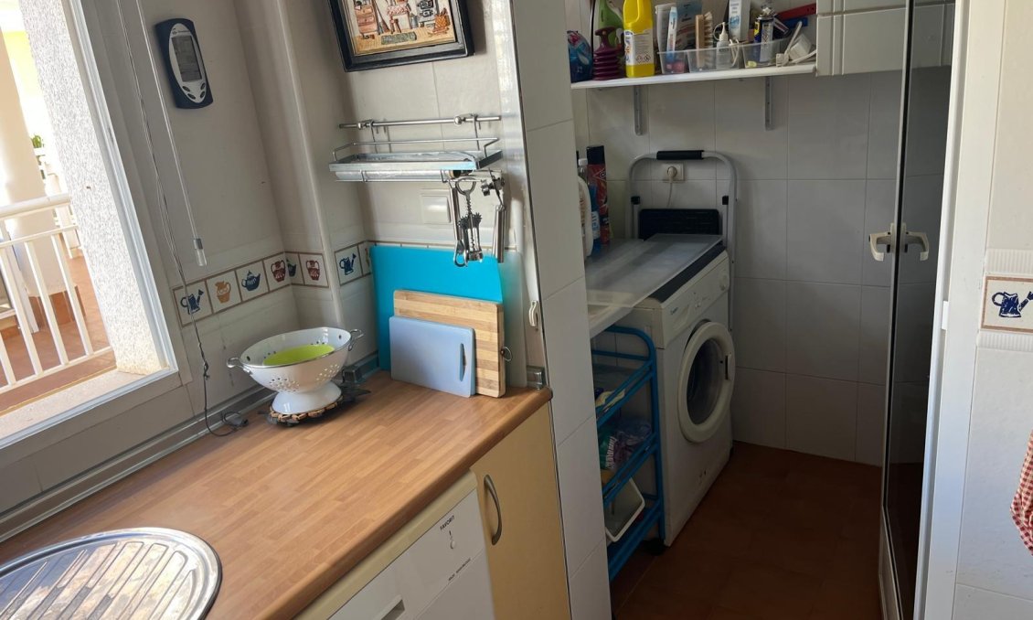 Segunda mano - Apartamento -
Orihuela Costa - Campoamor