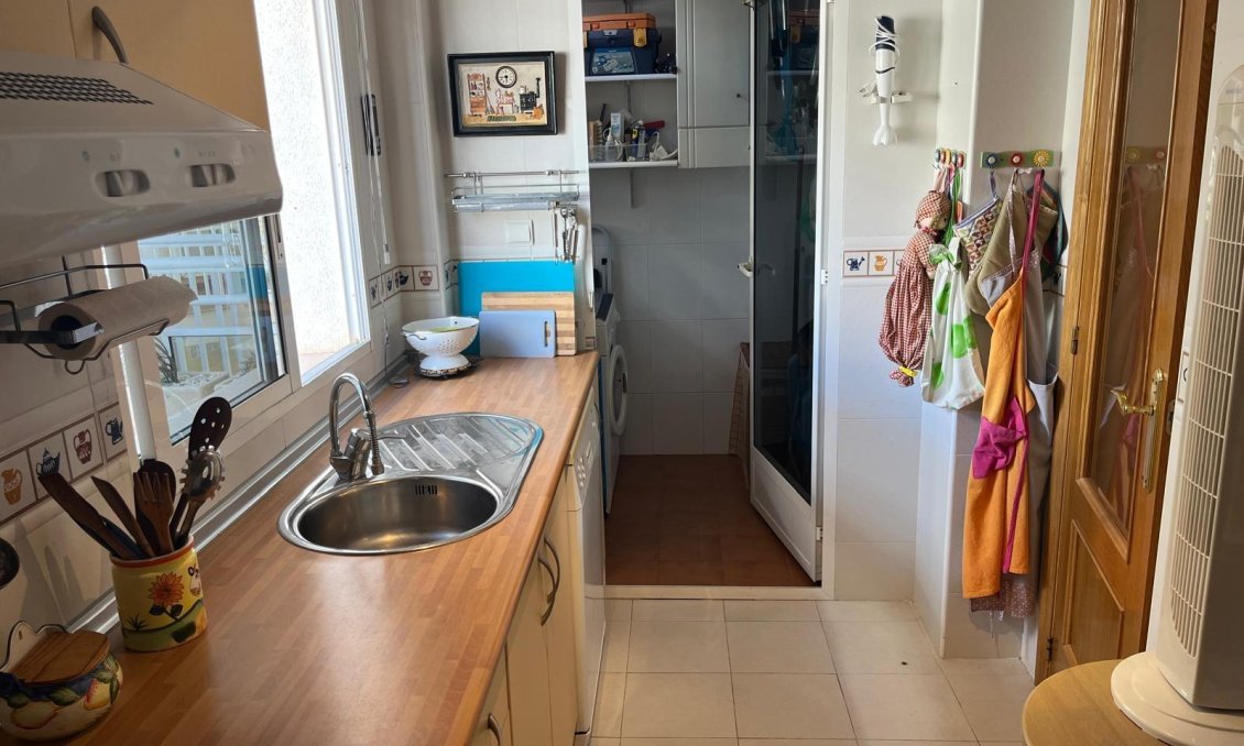 Segunda mano - Apartamento -
Orihuela Costa - Campoamor