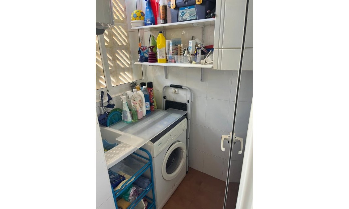 Segunda mano - Apartamento -
Orihuela Costa - Campoamor