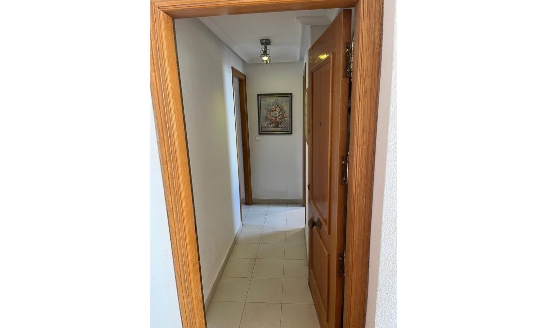 Segunda mano - Apartamento -
Orihuela Costa - Campoamor