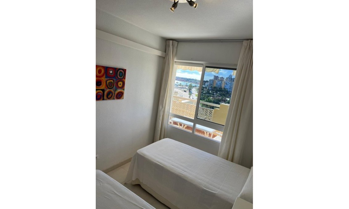 Segunda mano - Apartamento -
Orihuela Costa - Campoamor