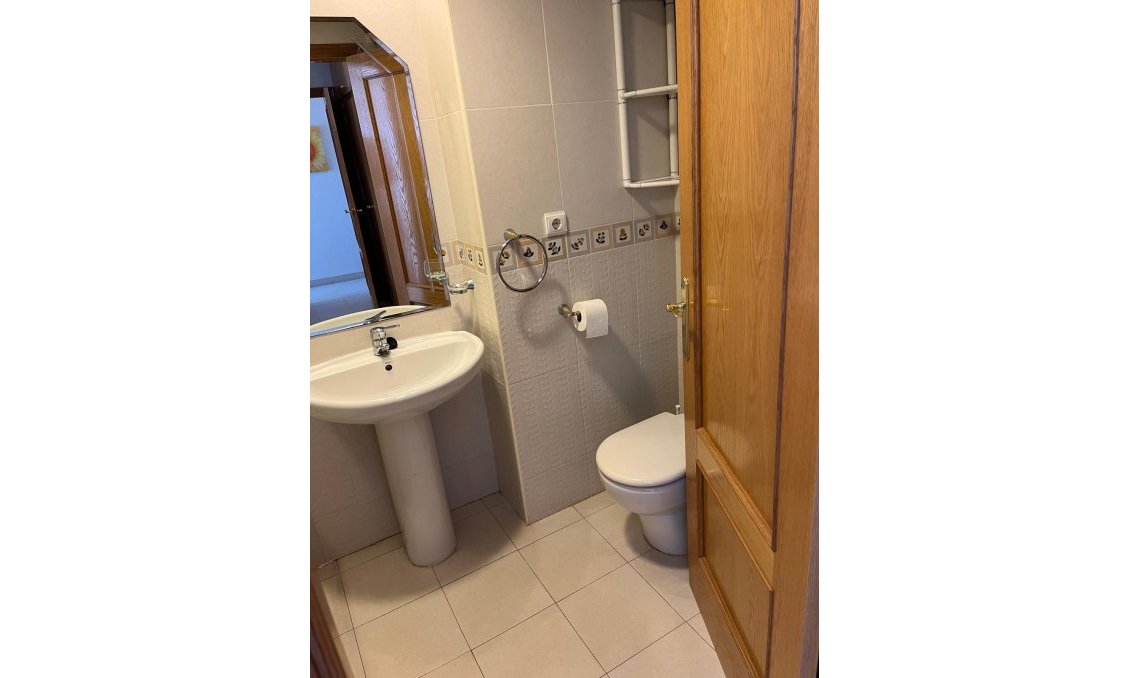 Segunda mano - Apartamento -
Orihuela Costa - Campoamor