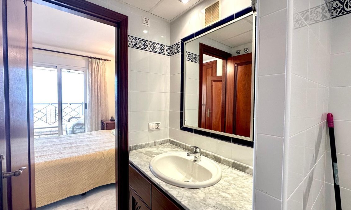 Segunda mano - Apartamento -
Torrevieja - Los Frutales