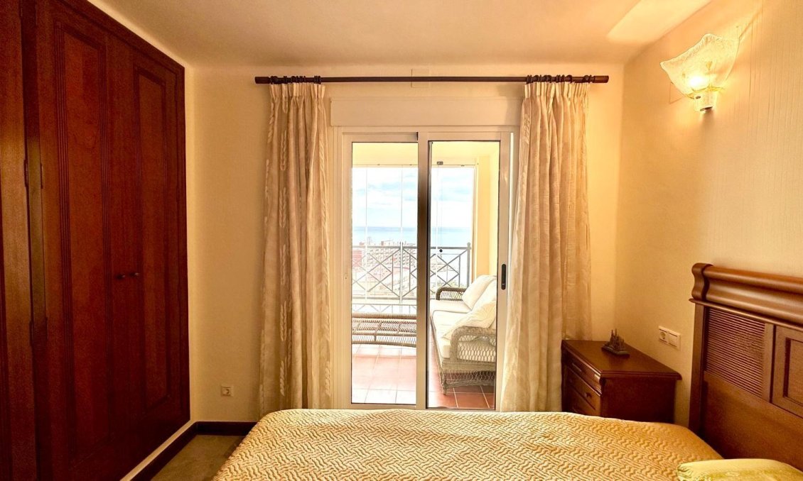 Segunda mano - Apartamento -
Torrevieja - Los Frutales