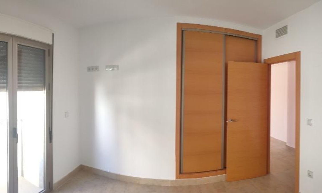 Segunda mano - Apartamento -
Torrevieja - Estacion De Autobuses