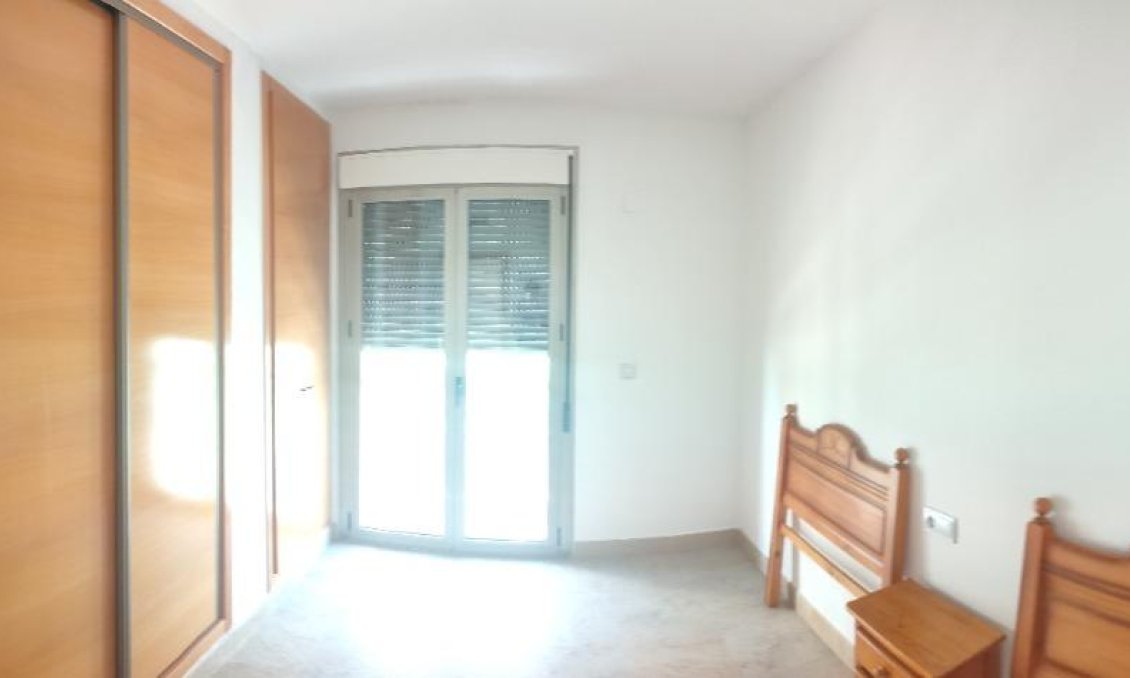 Segunda mano - Apartamento -
Torrevieja - Estacion De Autobuses