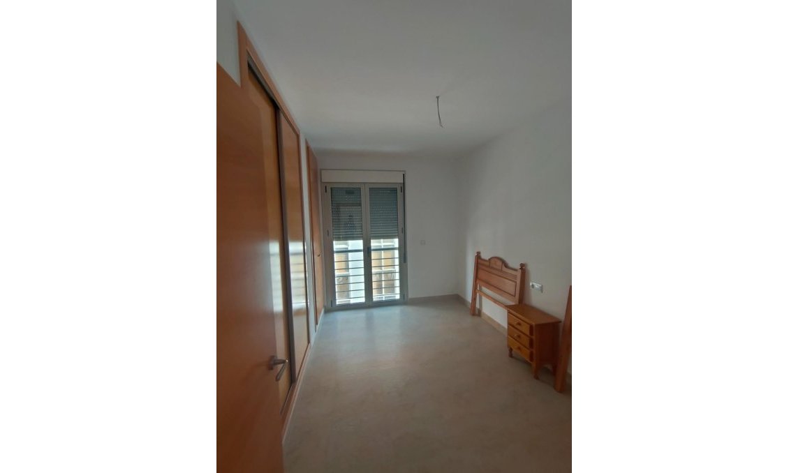 Segunda mano - Apartamento -
Torrevieja - Estacion De Autobuses