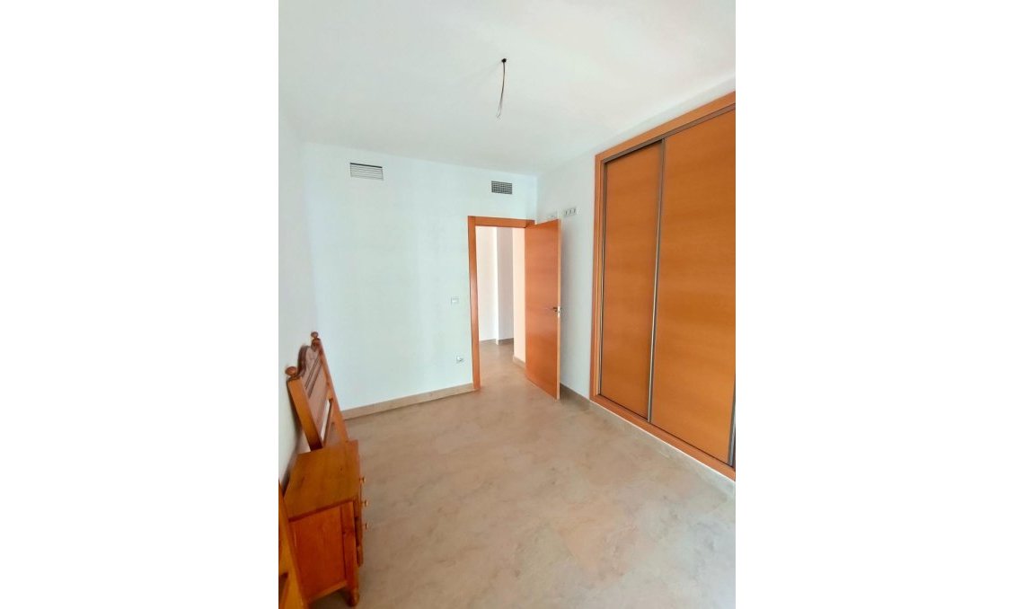 Segunda mano - Apartamento -
Torrevieja - Estacion De Autobuses