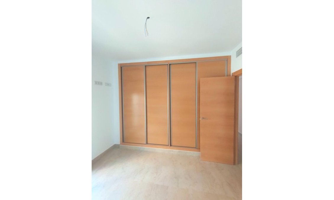 Segunda mano - Apartamento -
Torrevieja - Estacion De Autobuses