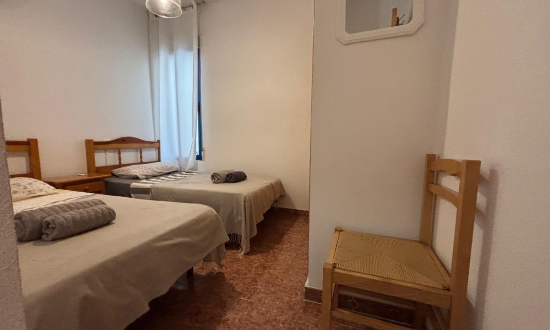 Segunda mano - Apartamento -
Torrevieja - Playa de los Locos