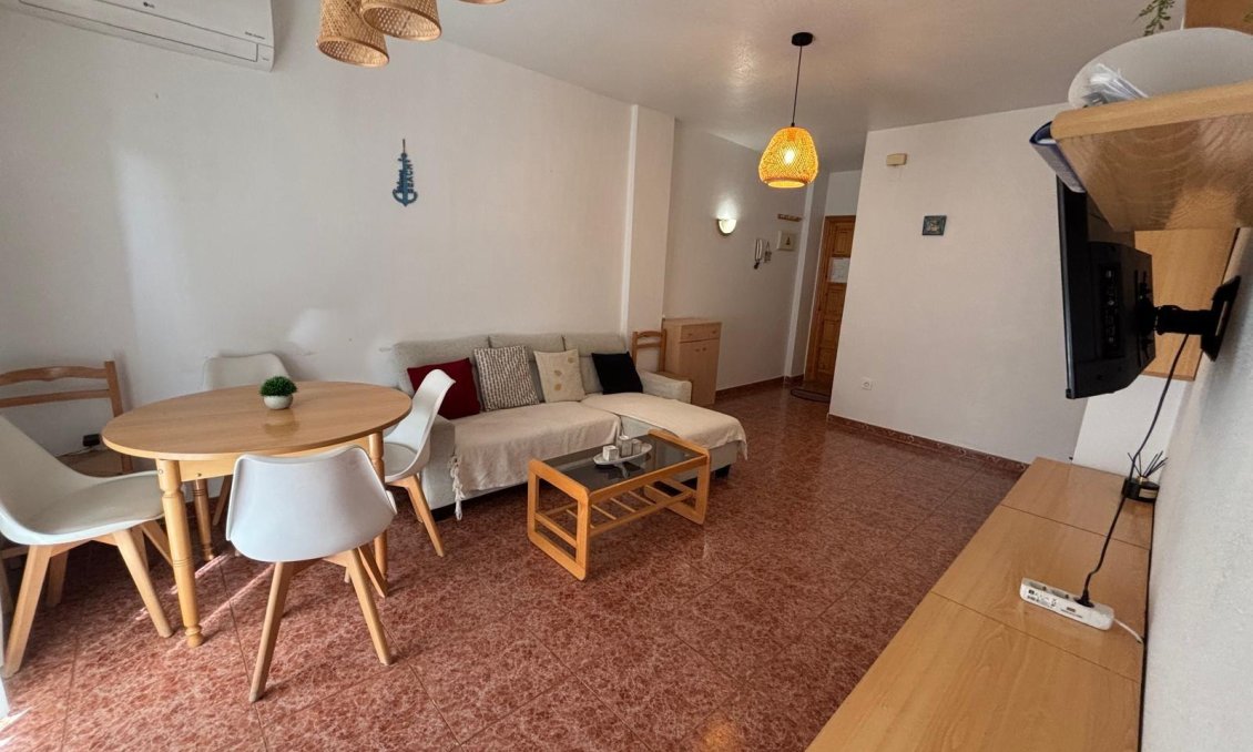 Segunda mano - Apartamento -
Torrevieja - Playa de los Locos
