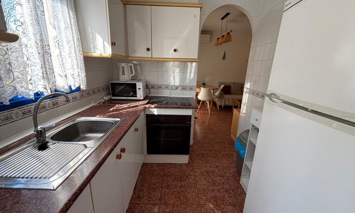 Segunda mano - Apartamento -
Torrevieja - Playa de los Locos