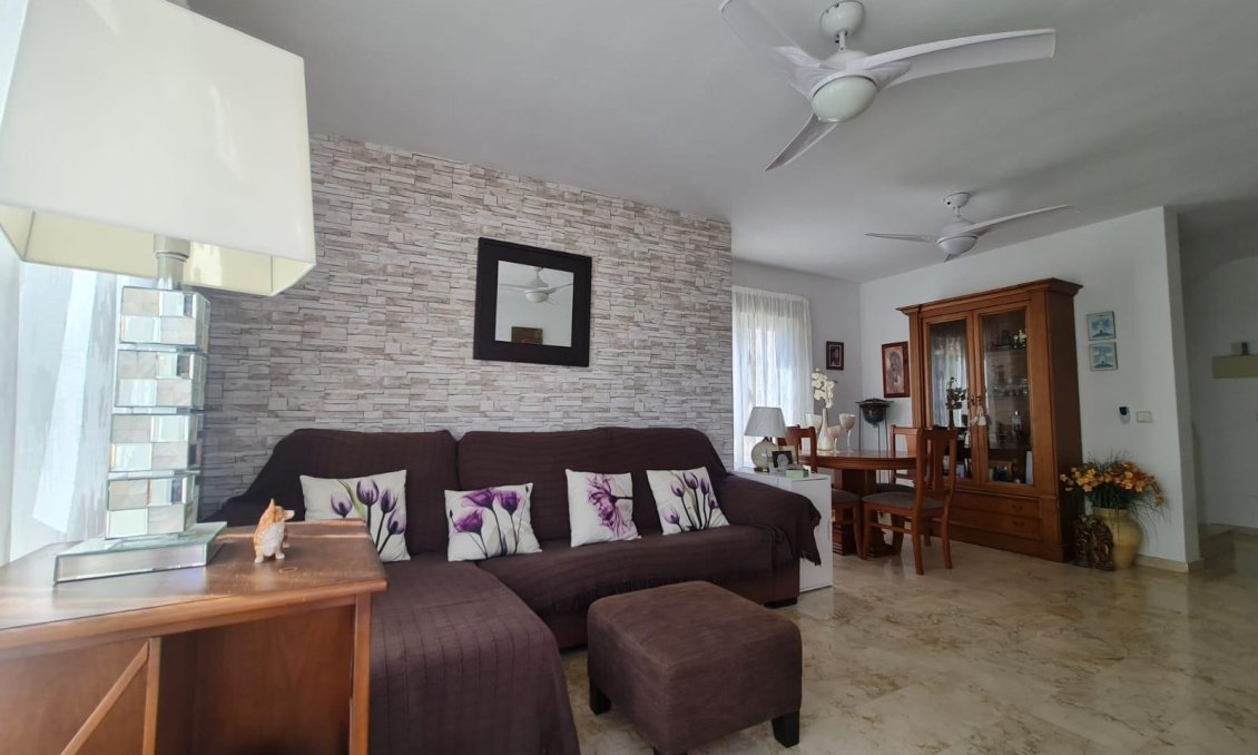 Resale - Villa -
Orihuela Costa - Lomas De Campoamor-las Ramblas