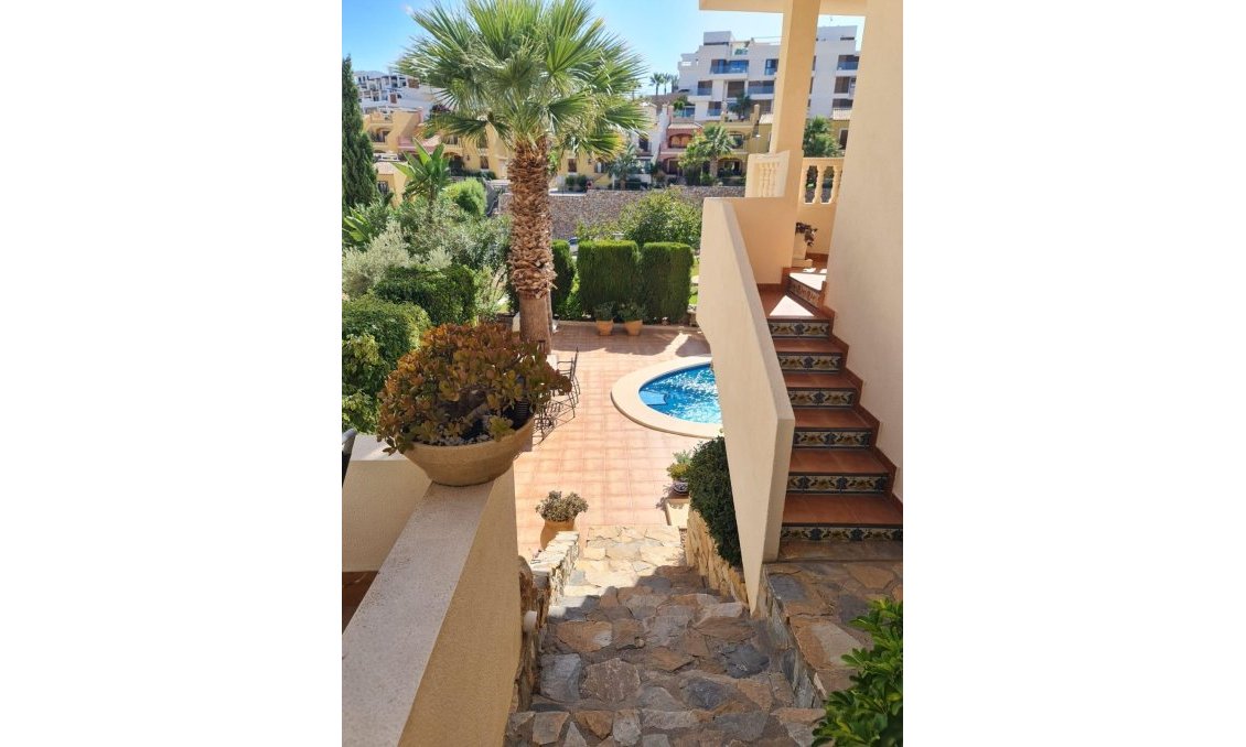 Resale - Villa -
Orihuela Costa - Lomas De Campoamor-las Ramblas