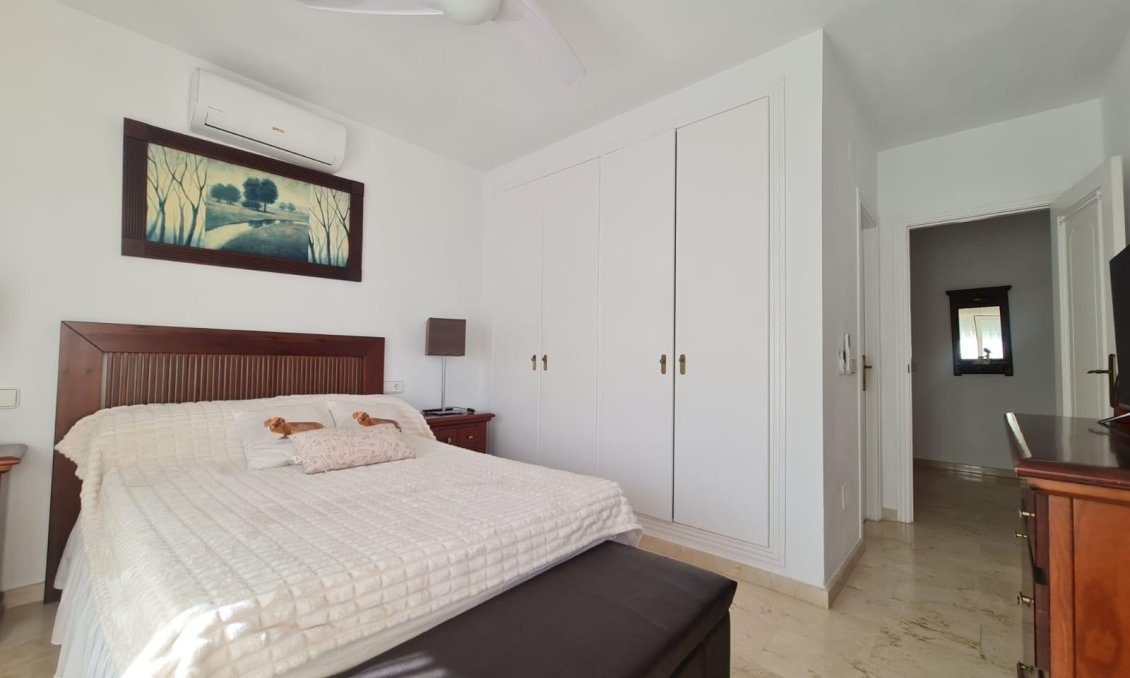 Resale - Villa -
Orihuela Costa - Lomas De Campoamor-las Ramblas