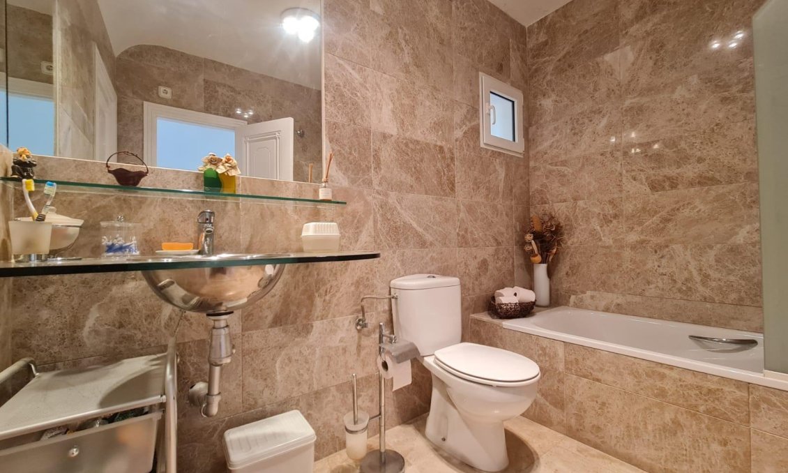 Resale - Villa -
Orihuela Costa - Lomas De Campoamor-las Ramblas