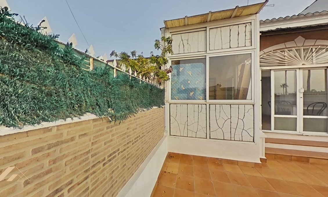 Segunda mano - Villa -
Torrevieja - San Luis