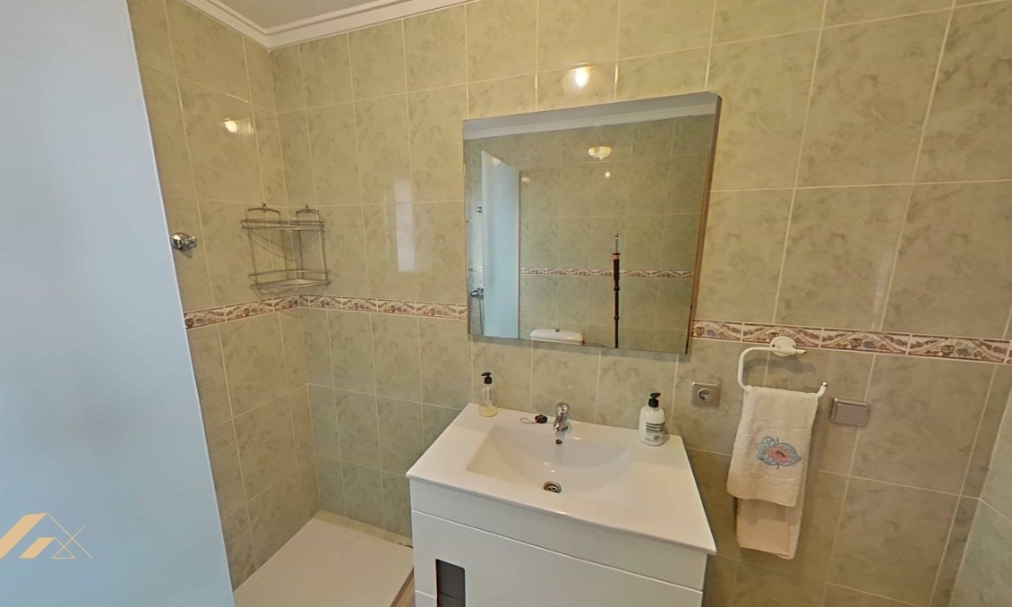 Segunda mano - Villa -
Torrevieja - San Luis